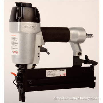 18 Ga. 2-in-1 Combination Pneumatic Nailer / Stapler